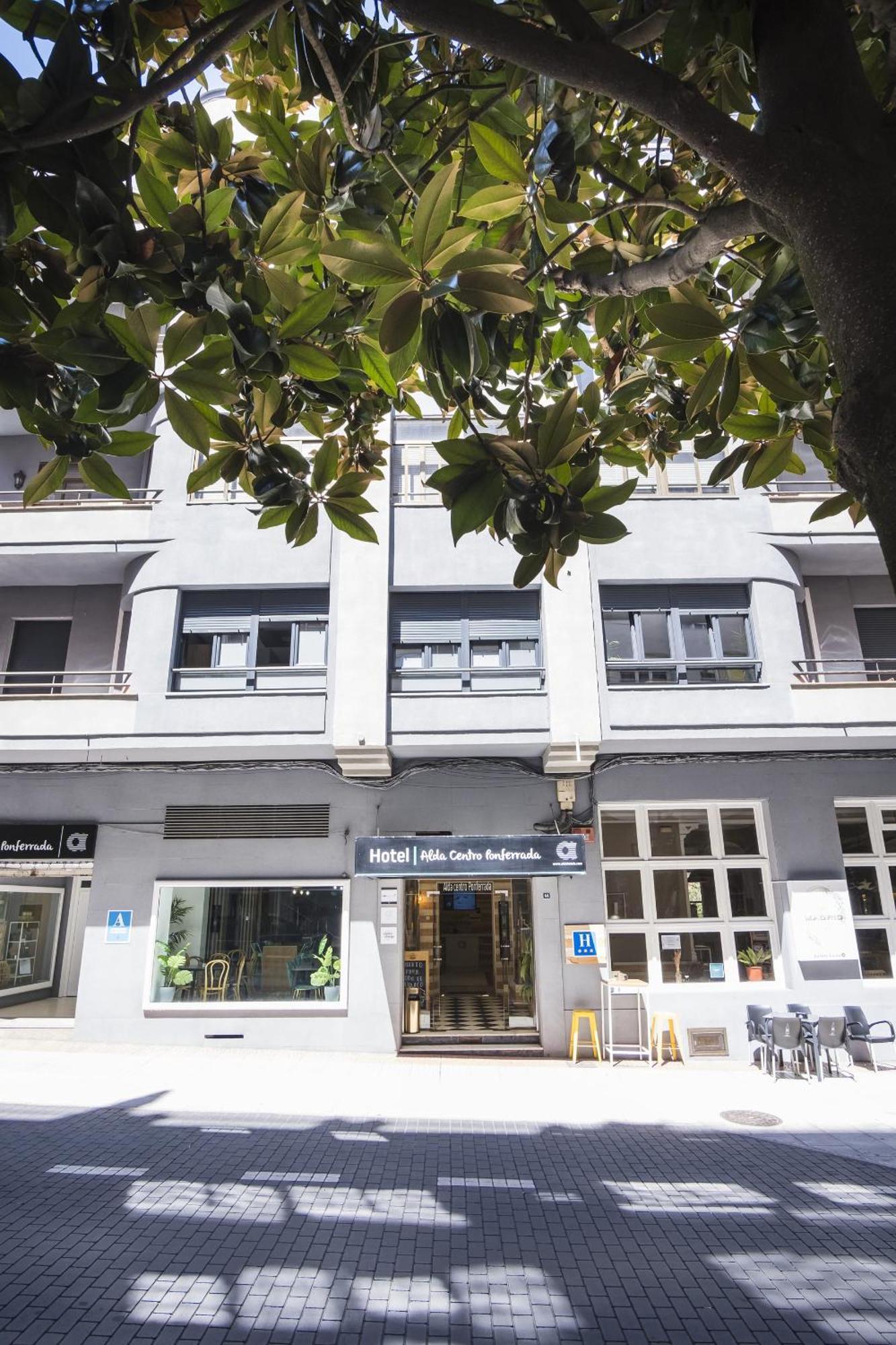Hotel Alda Centro Ponferrada Zewnętrze zdjęcie