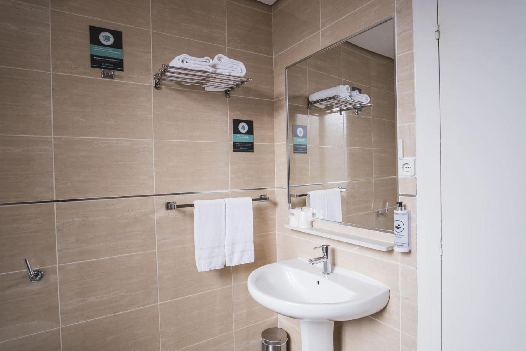 Hotel Alda Centro Ponferrada Zewnętrze zdjęcie