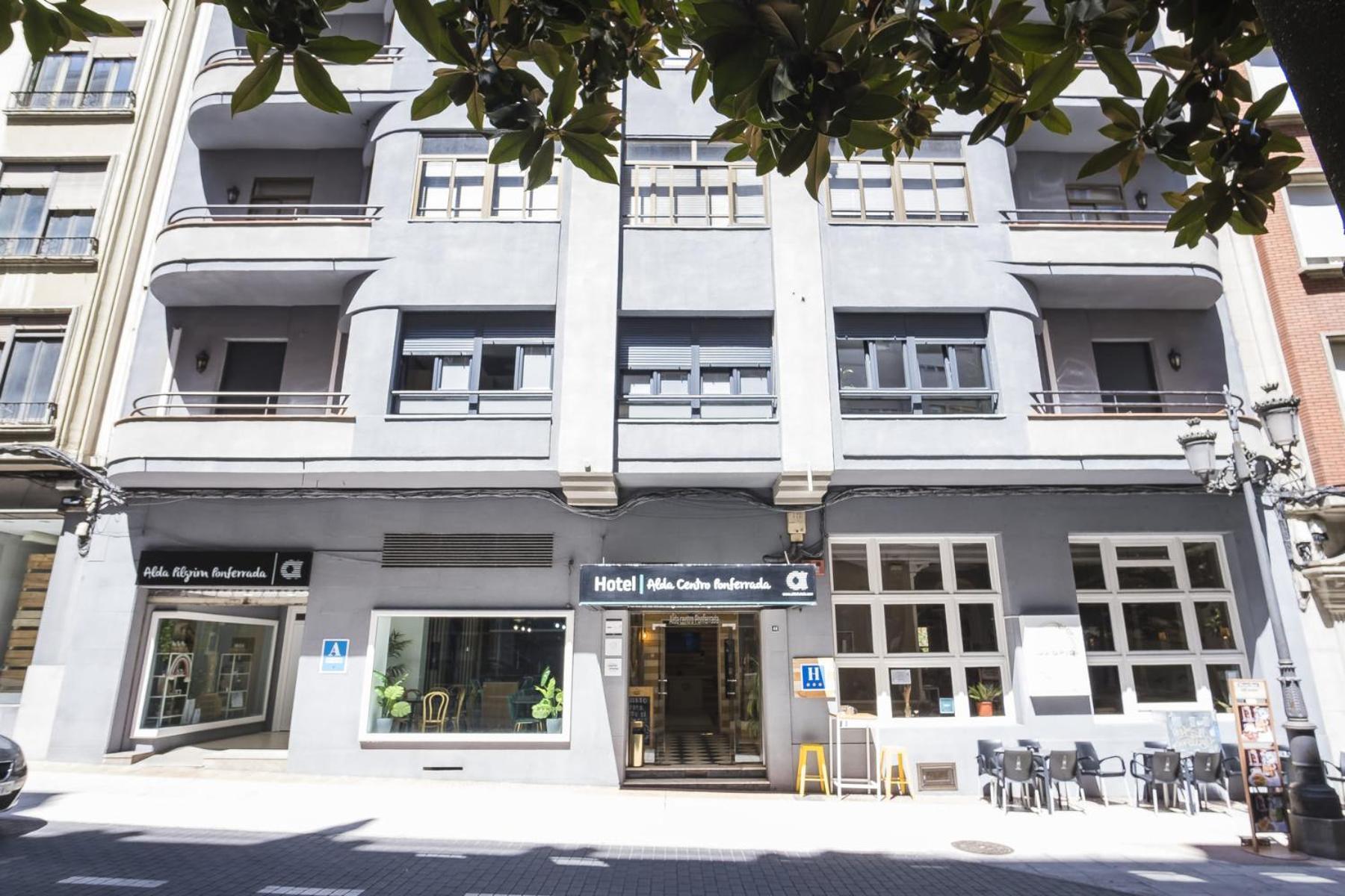 Hotel Alda Centro Ponferrada Zewnętrze zdjęcie
