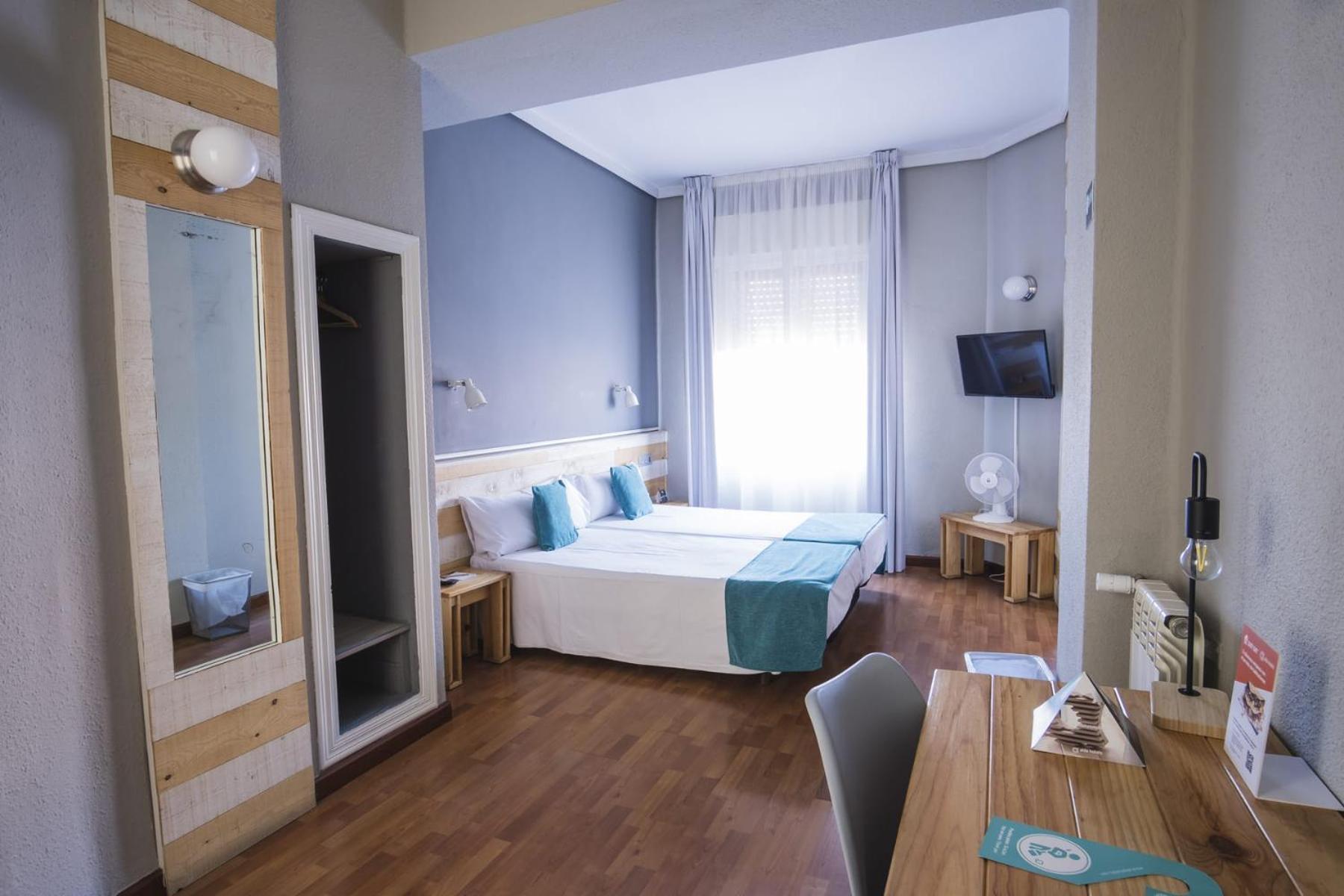 Hotel Alda Centro Ponferrada Zewnętrze zdjęcie