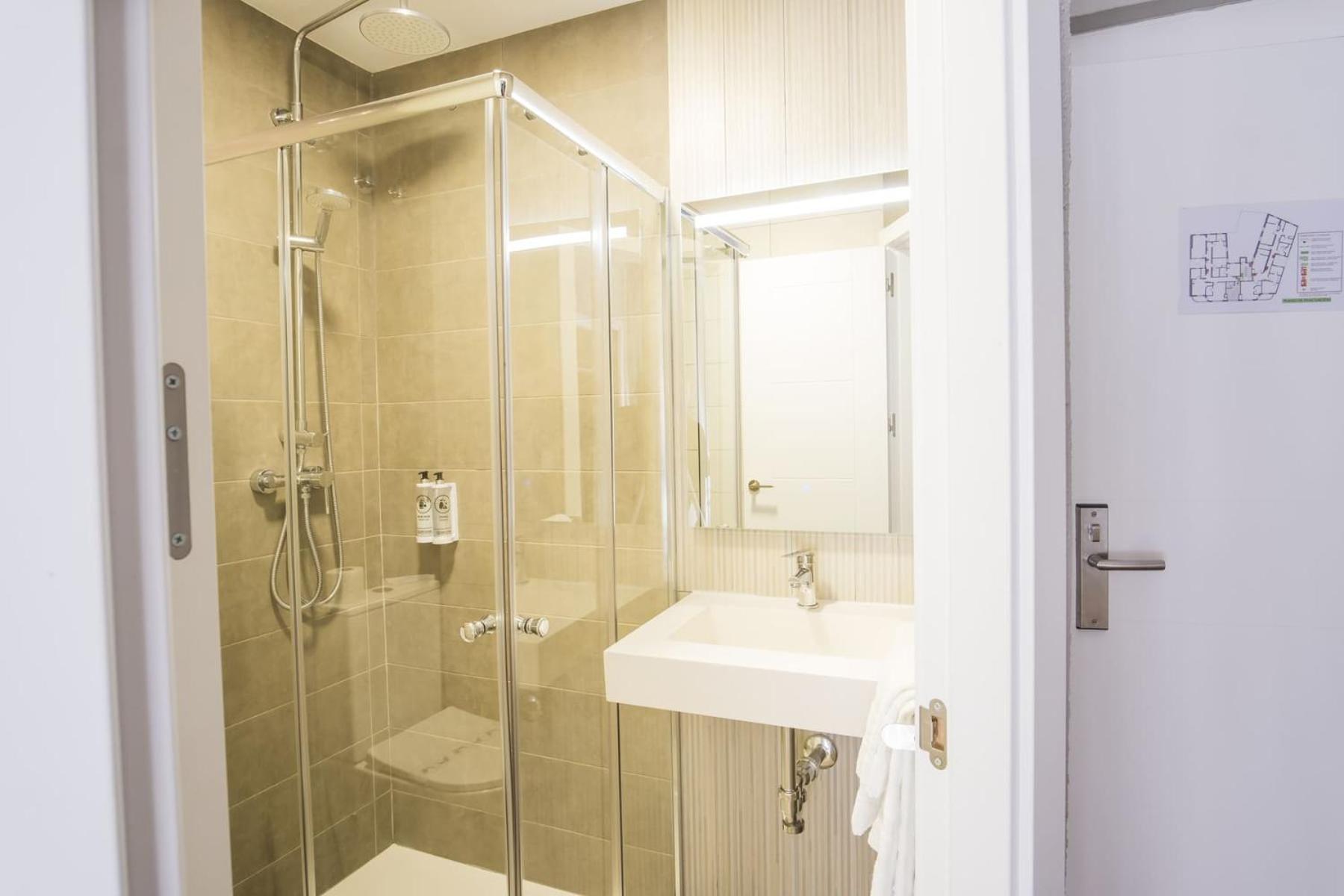 Hotel Alda Centro Ponferrada Zewnętrze zdjęcie