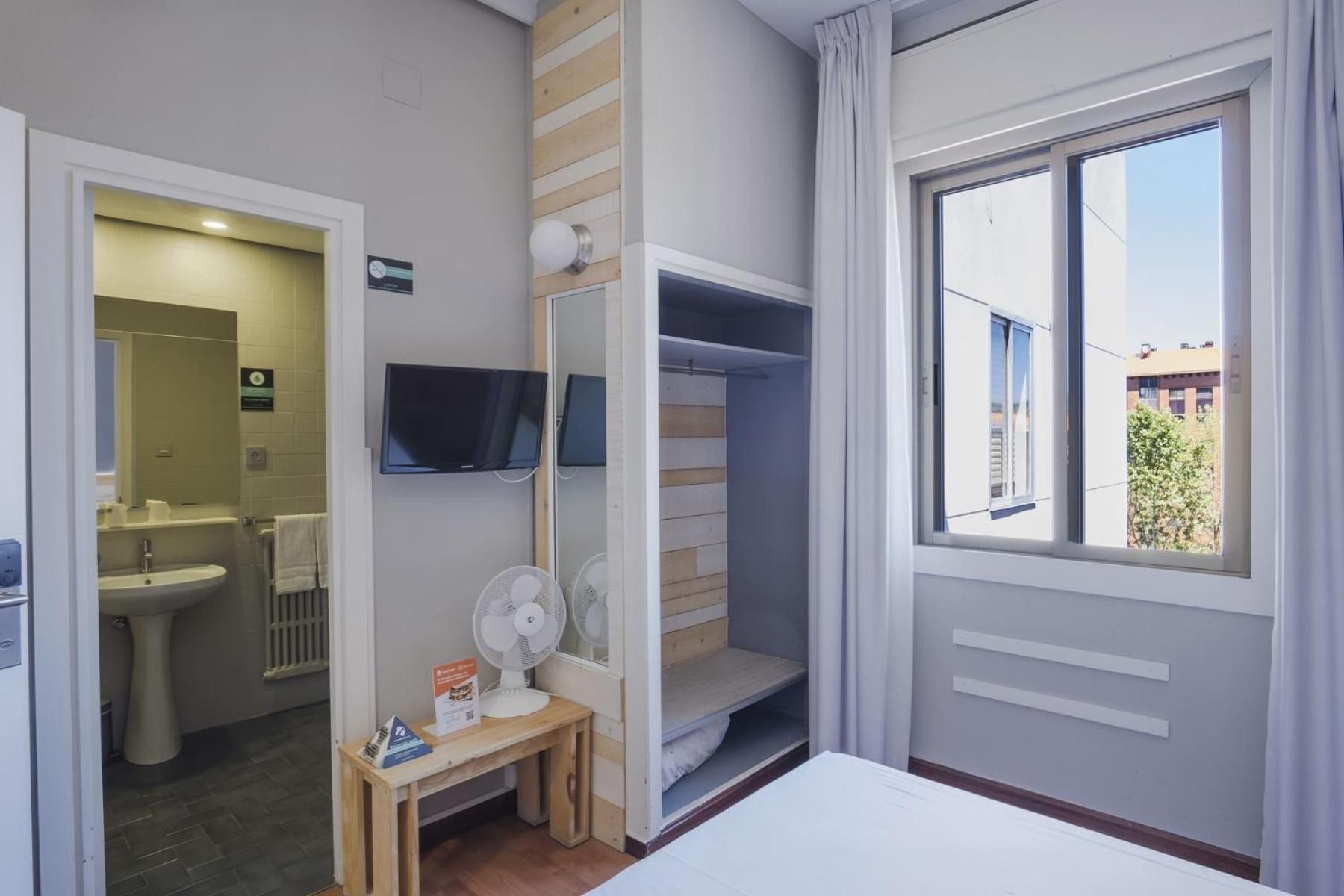 Hotel Alda Centro Ponferrada Zewnętrze zdjęcie